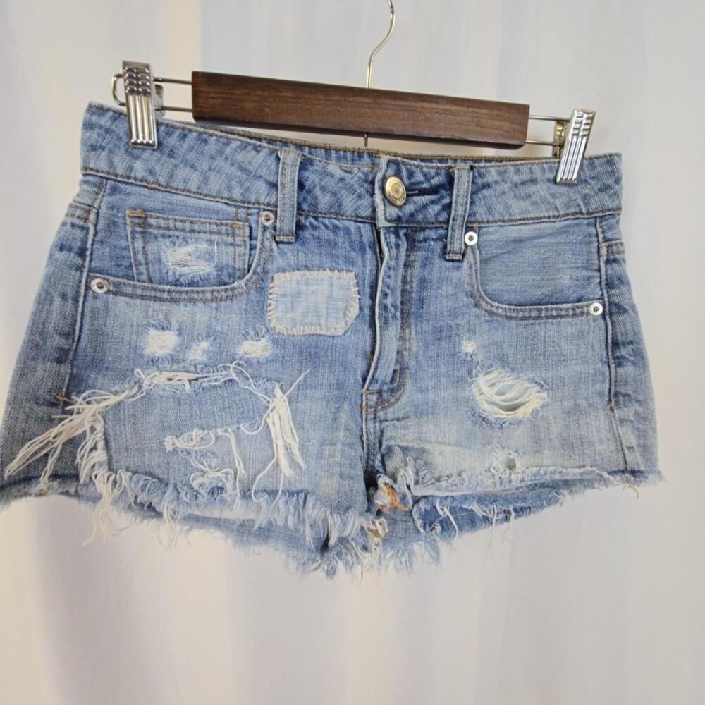 American Eagle Outfitters Shorts Juniors 1 Blue Distressed Denim Hi-Rise Shortie